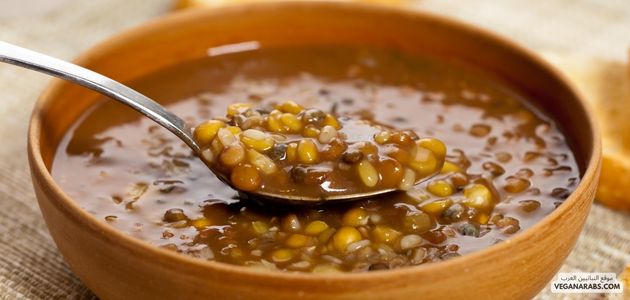 شوربة العدس مع المعكرونة