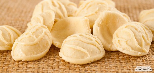 وصفة نباتية أوريكتشييت بصلصة ميسو (نباتي)