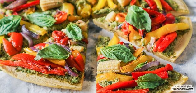 بيتزا الجوز القرع النباتية