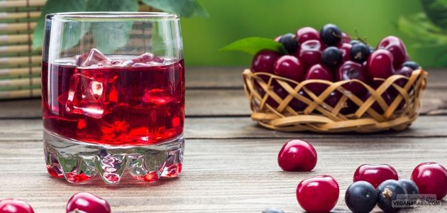 عصير الكرز الكولاجين المصفي البشره