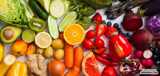 أهمية العناصر الغذائية الأساسية في النظام النباتي The Importance of Essential Nutrients in a Plant-Based Diet close up fruits and veggies