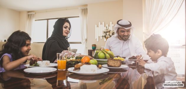 تحديات تبني النمط الغذائي النباتي في الثقافة العربية
