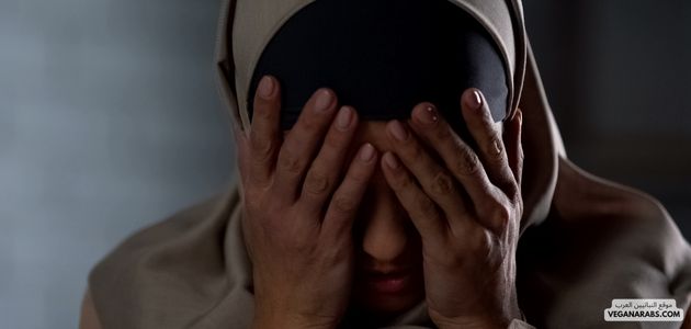 كيف يمكنني تحسين صحتي النفسية من خلال النظام النباتي؟
