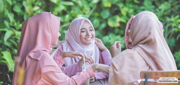 هل هناك منظمات أو جمعيات تقدم دعمًا وموارد للأشخاص الذين يرغبون في اتباع نمط حياة نباتي في الوطن العربي؟