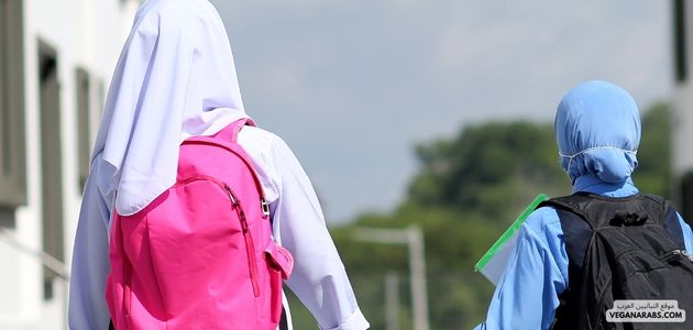 تحفيز المؤسسات التعليمية على تبني برامج توعية بالنباتية في الشرق الأوسط