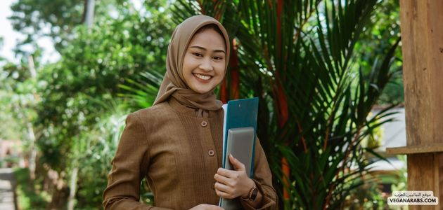 كيفية تشجيع الشباب على اتباع نمط حياة نباتي في الشرق الأوسط