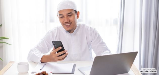 كيف تكون إنسانًا ناجحًا في العمل؟