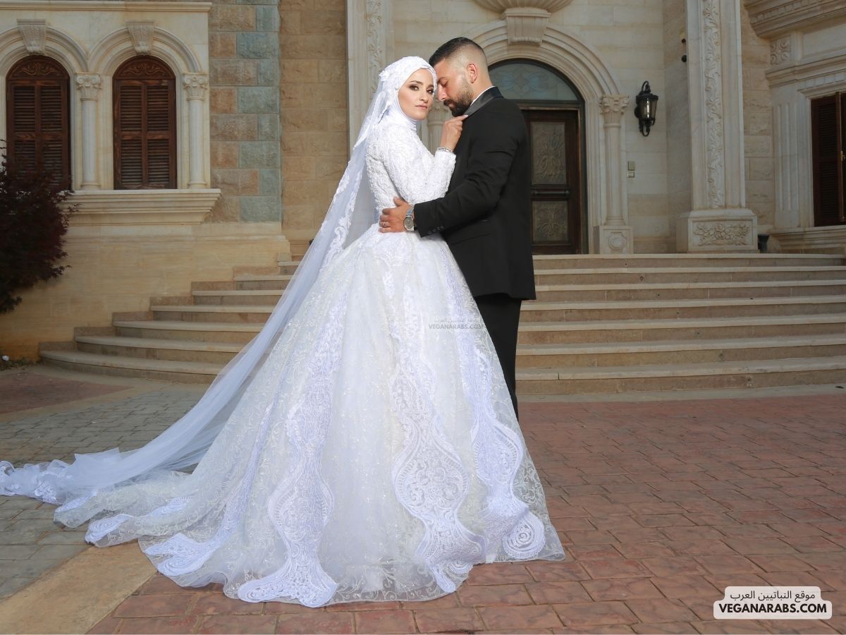 بارك الله لهما وبارك عليهما وجمع بينهما في خير