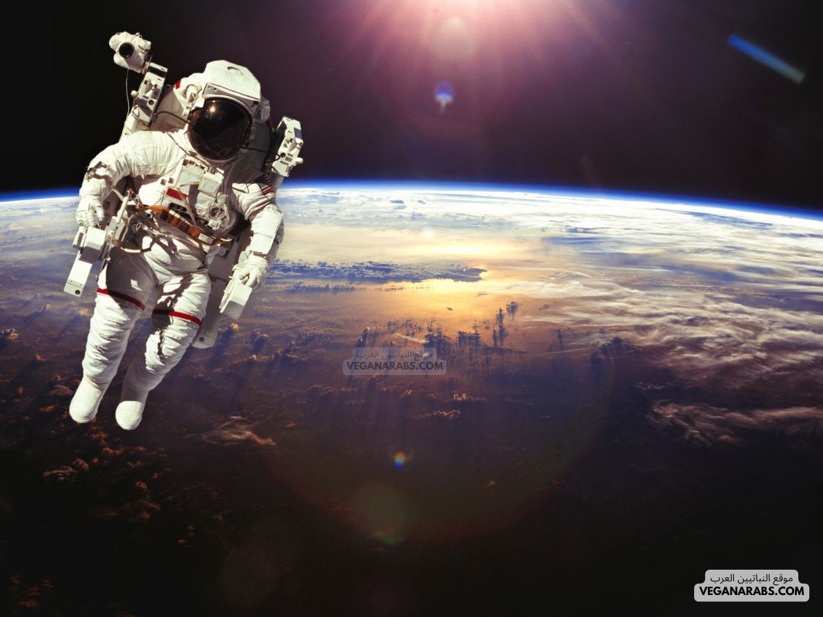 موضوع عن الفضاء