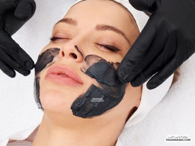 فوائد العسل الأسود للبشرة