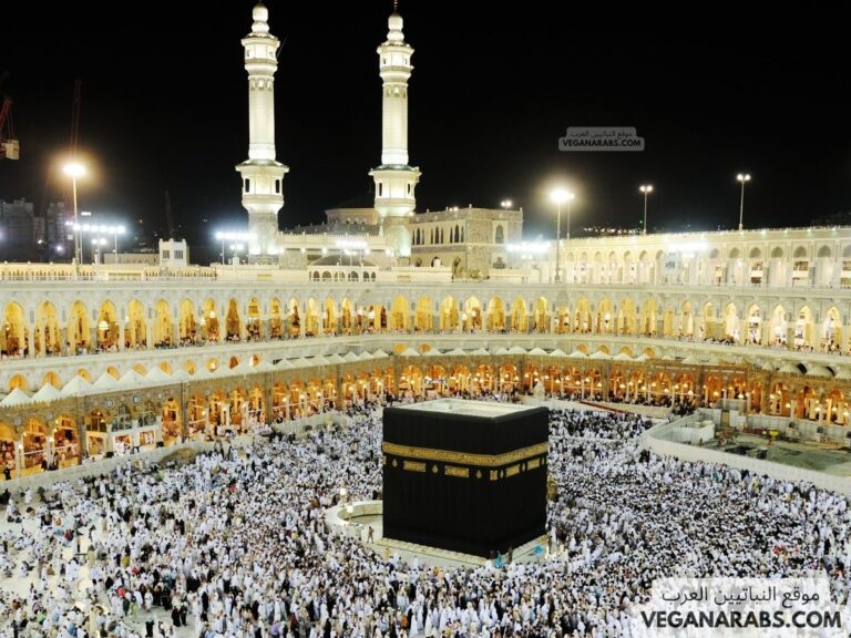 من أين يحرم أهل مكة